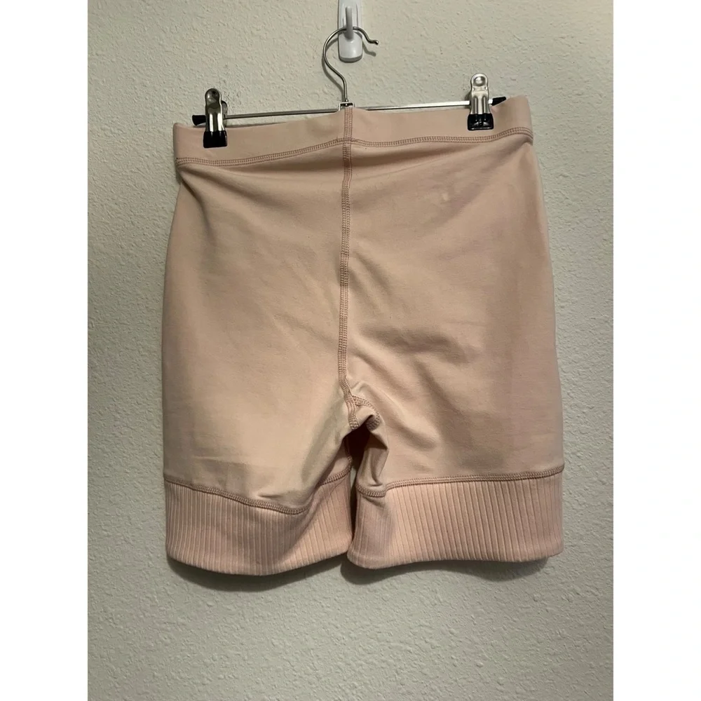 #929 Free People Movement Victory Biker Shorts Pink Small